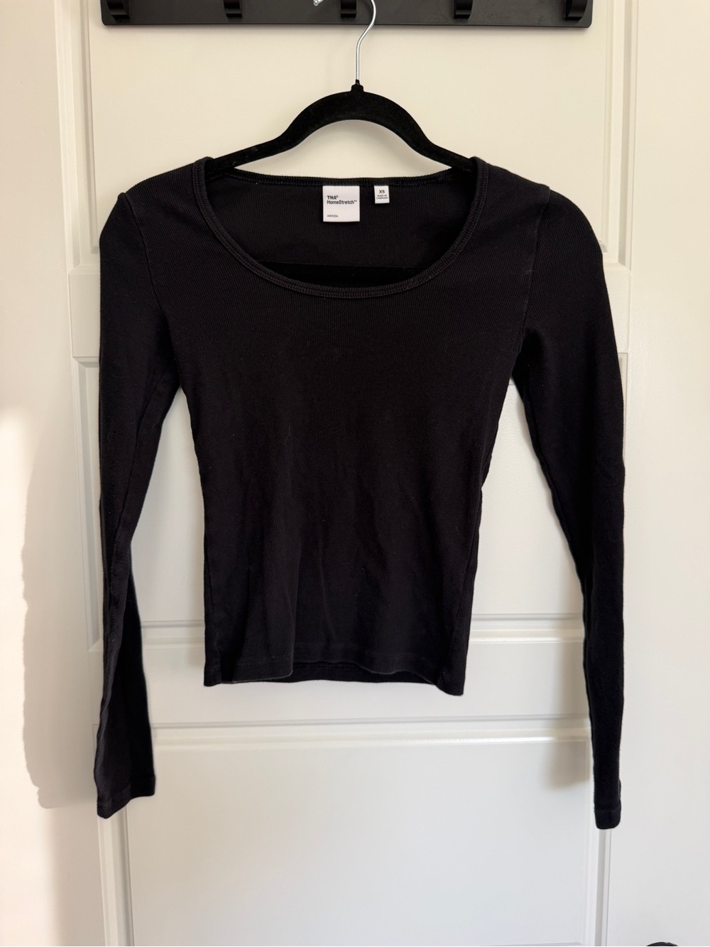 Aritzia TNA Black Long Sleeve Scoop Neck Top